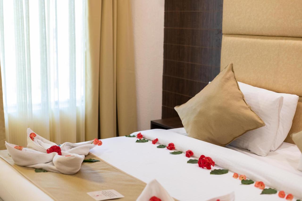 The Solitaire Dehradun Ngoại thất bức ảnh