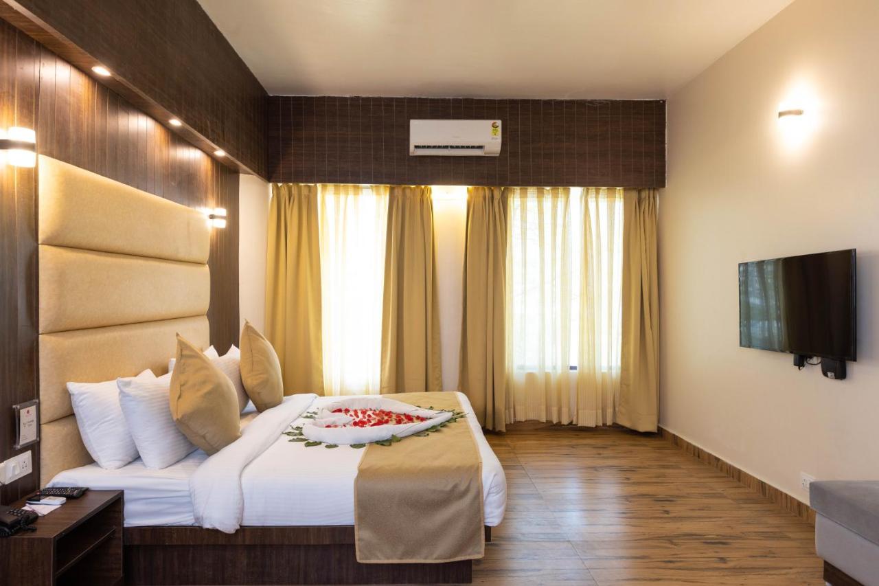 The Solitaire Dehradun Ngoại thất bức ảnh