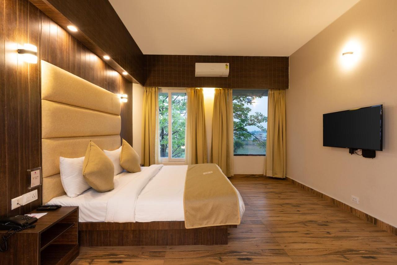 The Solitaire Dehradun Ngoại thất bức ảnh