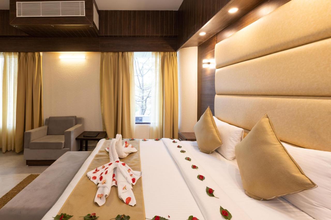 The Solitaire Dehradun Ngoại thất bức ảnh
